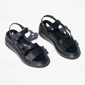 Suzanne Rae Black Platform Velcro Sandals EU 40
